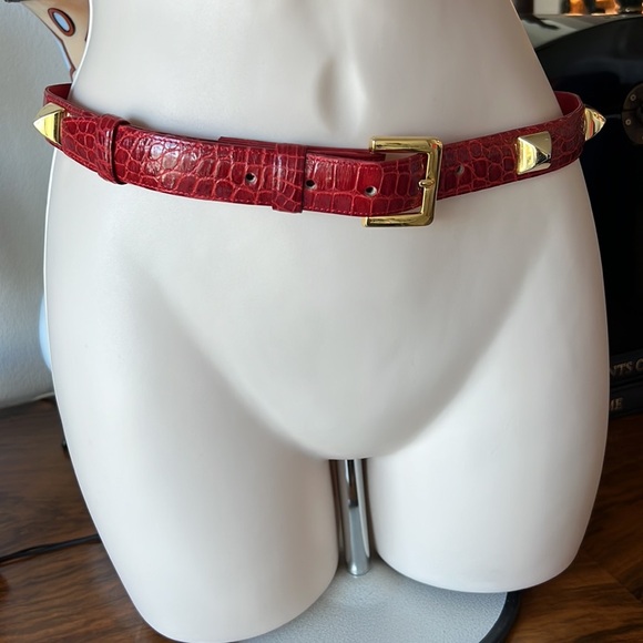 Alligator Roman Studs Gold Hardware  1" wide - Picture 16 of 16